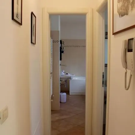 Tra Mare E Pineta Apartamento *