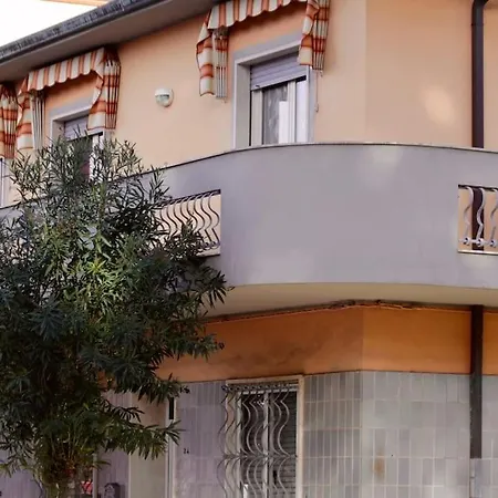 Tra Mare E Pineta Appartement